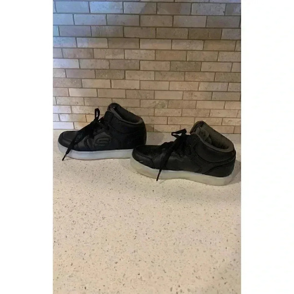 Sketchers Energy Lights - Picture 2 of 11